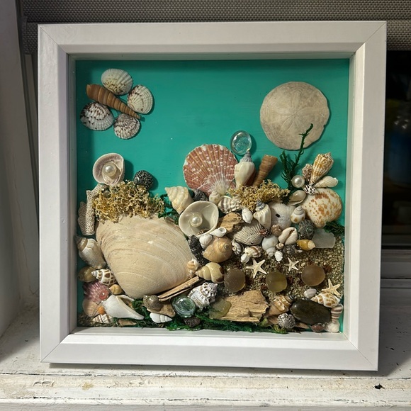 Décorative frame - Picture 1 of 3